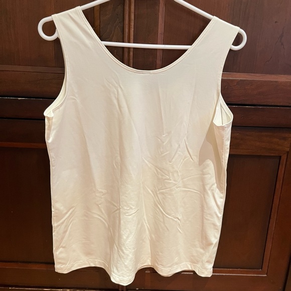 Chico’s Cream White Scoop-Neck Tank Top - Picture 3 of 4